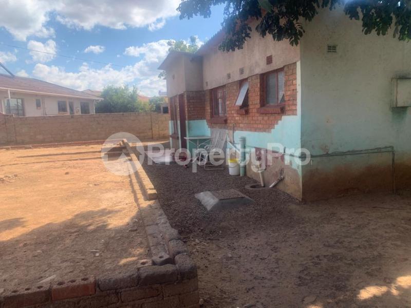 1 bedroom mini flat  Stands & Residential land Land for sale Mahatshula North, Bulawayo Mahatshula Bulawayo North Bulawayo - 4