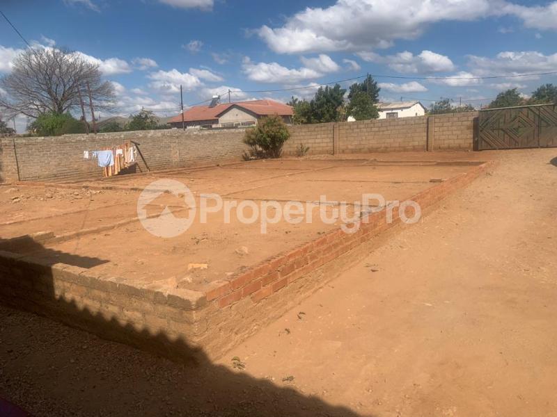 1 bedroom mini flat  Stands & Residential land Land for sale Mahatshula North, Bulawayo Mahatshula Bulawayo North Bulawayo - 7