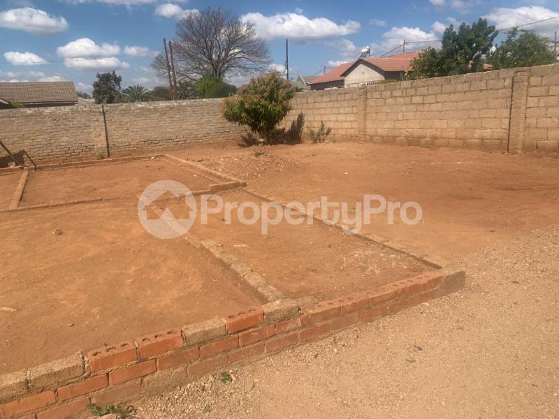 1 bedroom mini flat  Stands & Residential land Land for sale Mahatshula North, Bulawayo Mahatshula Bulawayo North Bulawayo - 8