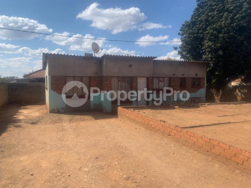 1 bedroom mini flat  Stands & Residential land Land for sale Mahatshula North, Bulawayo Mahatshula Bulawayo North Bulawayo - 6