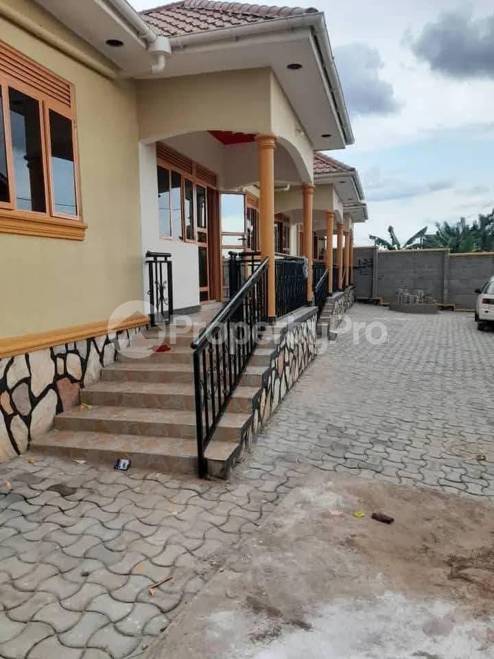 2 bedroom Bungalow Apartment for sale Gayaza road Gayaza Wakiso Central - 0