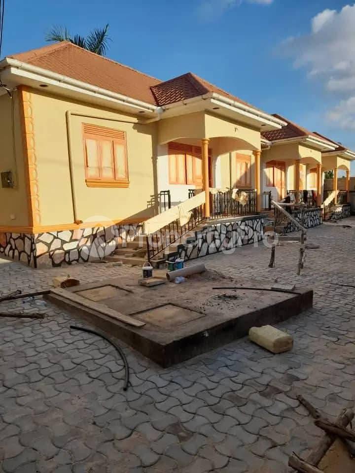 2 bedroom Bungalow Apartment for sale Gayaza road Gayaza Wakiso Central - 2