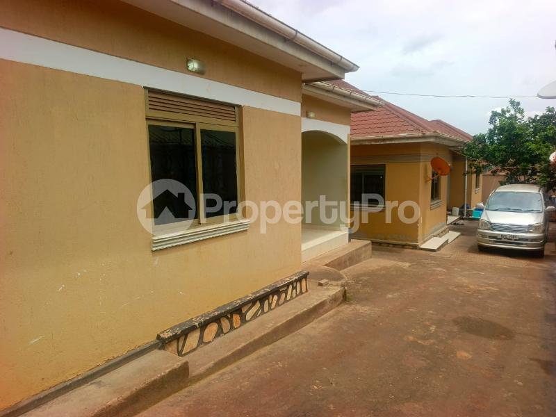 2 bedroom Bungalow Apartment for sale Bweyogerere town Kira Wakiso Central - 4