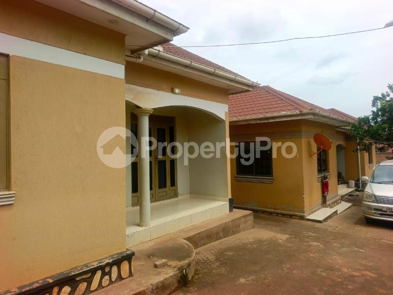 2 bedroom Bungalow Apartment for sale Bweyogerere town Kira Wakiso Central - 0