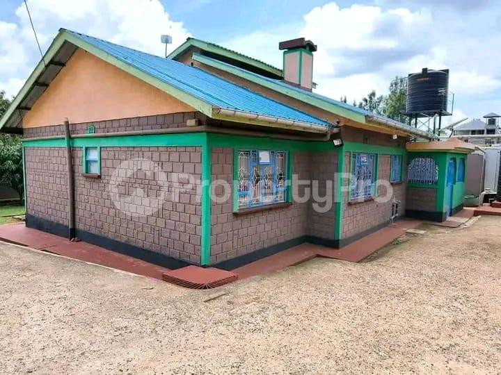 3 bedroom Bungalow Houses for rent Cooperation  Wangige Kikuyu - 0