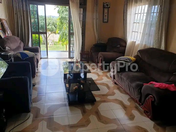 3 bedroom Bungalow Apartment for sale Bujjiko mityana  Kampala Central Kampala Central - 1