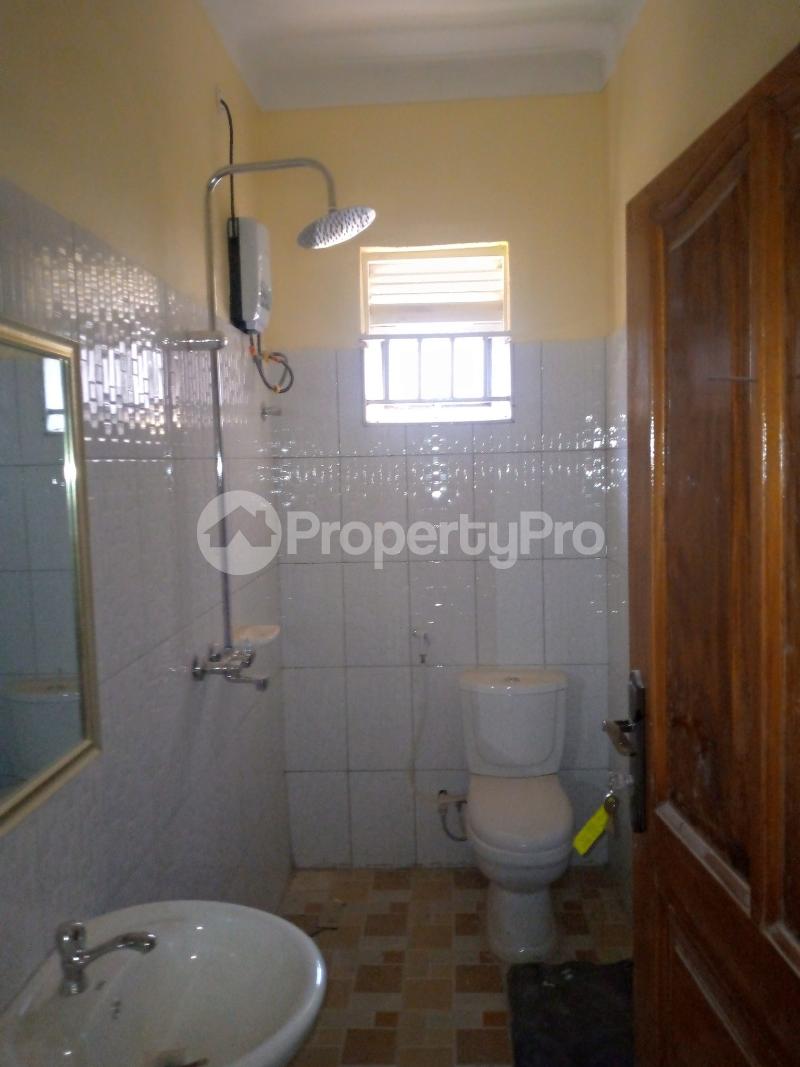 3 bedroom Bungalow Apartment for rent sonde jjogo Mukono Central - 4