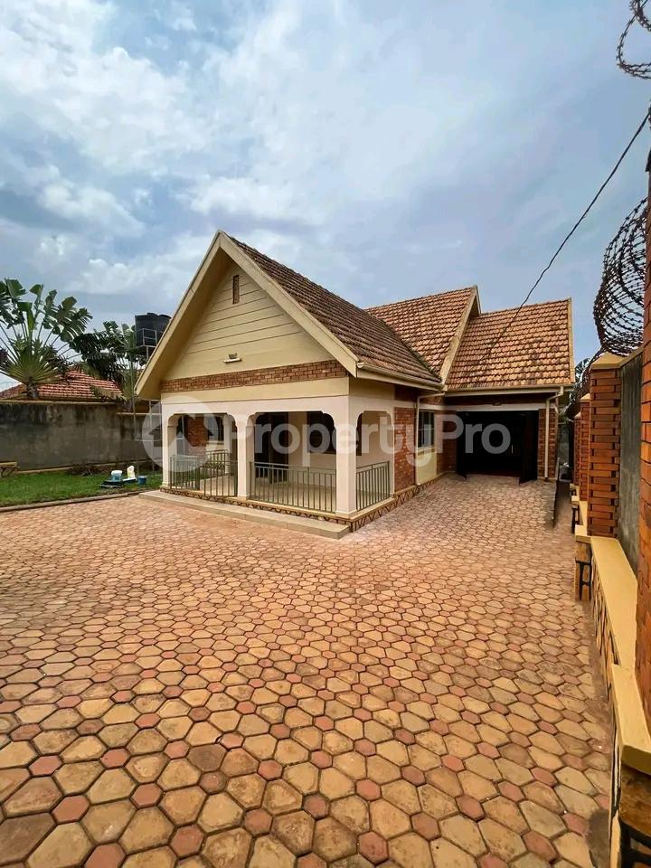 3 bedroom Bungalow Apartment for rent Ntinda road  Kampala Central Kampala Central - 0