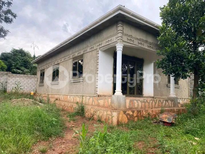 2 bedroom Bungalow Apartment for sale Mukono nyenje  Kampala Central Kampala Central - 7