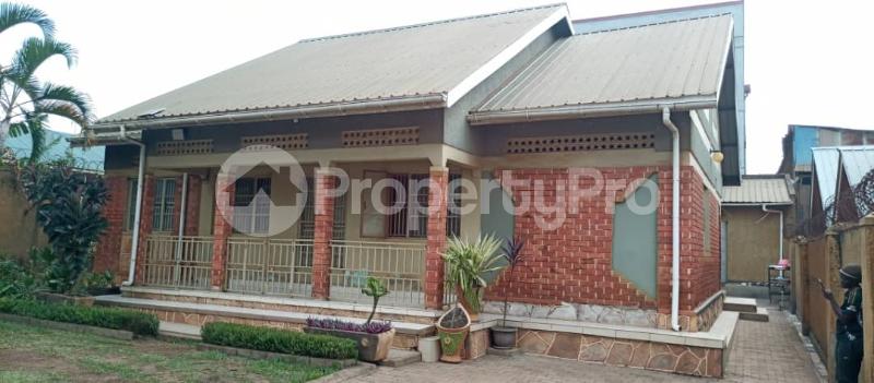 3 bedroom Bungalow Apartment for sale Kyaliwajjala road  Kampala Central Kampala Central - 6