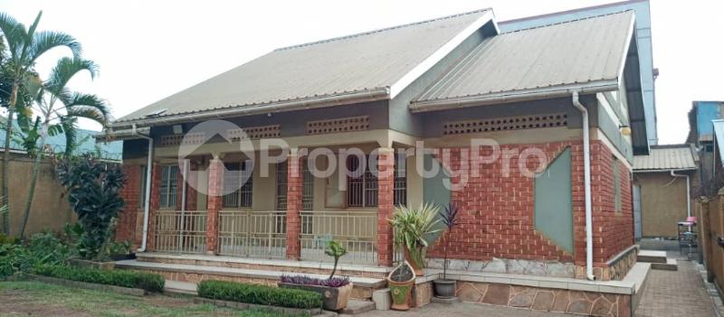 3 bedroom Bungalow Apartment for sale Kyaliwajjala road  Kampala Central Kampala Central - 8
