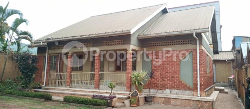 3 bedroom Bungalow Apartment for sale Kyaliwajjala road  Kampala Central Kampala Central - 4