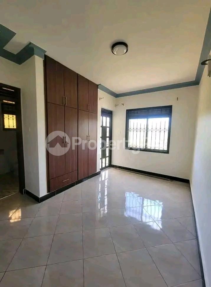 3 bedroom Apartment Block Apartment for rent Kyanja kungu  Kampala Central Kampala Central - 8