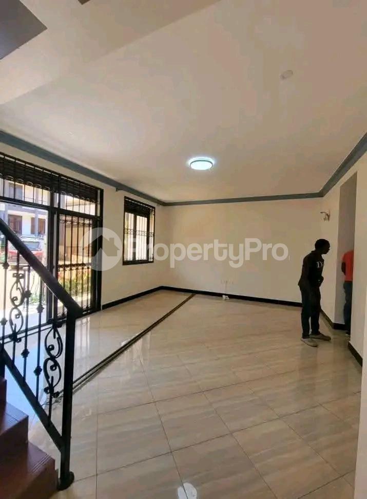 3 bedroom Apartment Block Apartment for rent Kyanja kungu  Kampala Central Kampala Central - 5