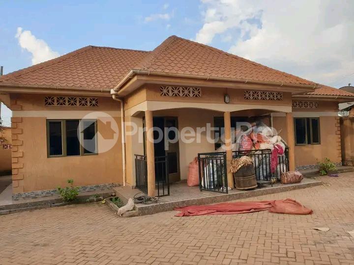 3 bedroom Bungalow Apartment for rent Kyaliwajjala  Kampala Central Kampala Central