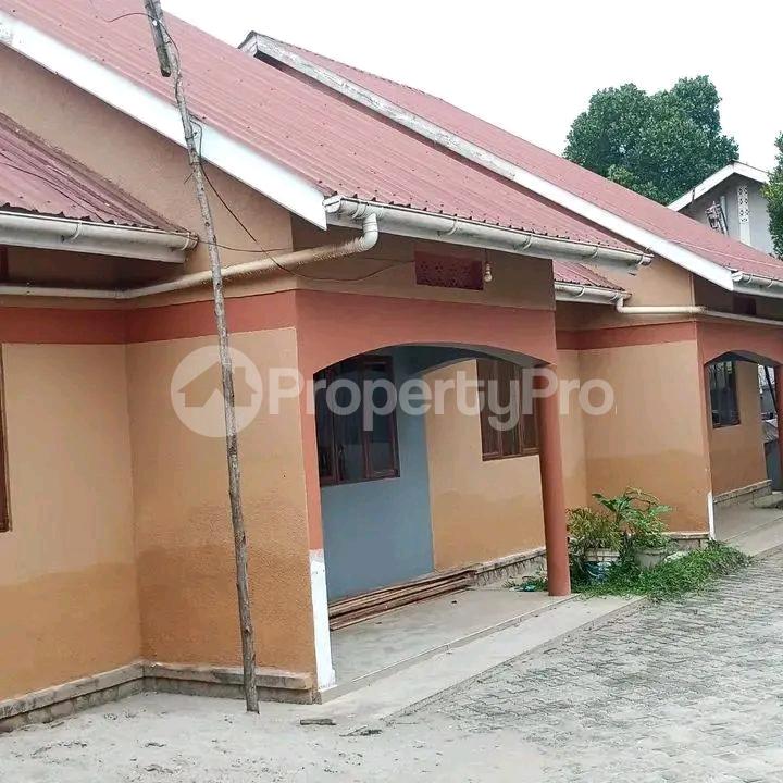 2 bedroom Bungalow Apartment for sale Namugongo road  Kampala Central Kampala Central - 4