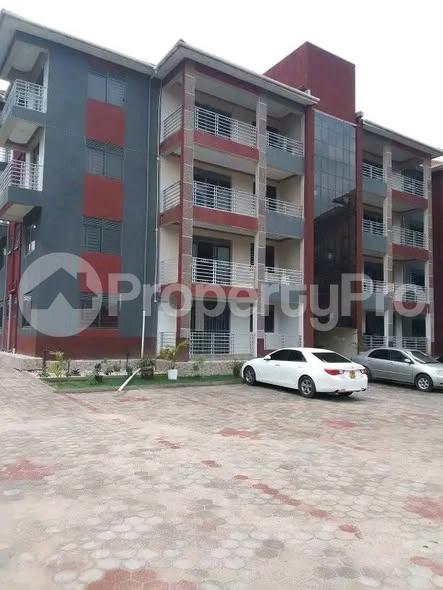 4 bedroom Apartment Block Apartment for rent Kisaasi road Kisaasi Kampala Central - 4