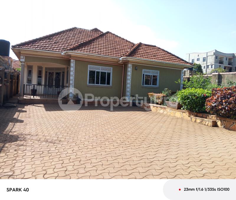 4 bedroom Apartment Block Apartment for rent Kira road  Kampala Central Kampala Central - 2