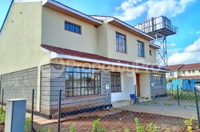 4 bedroom Flat&Apartment for sale Embakasi Nairobi
