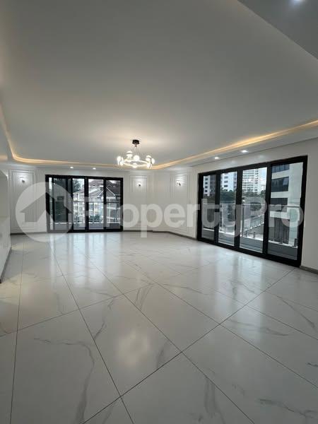 4 bedroom Flat&Apartment for sale Kilimani Nairobi