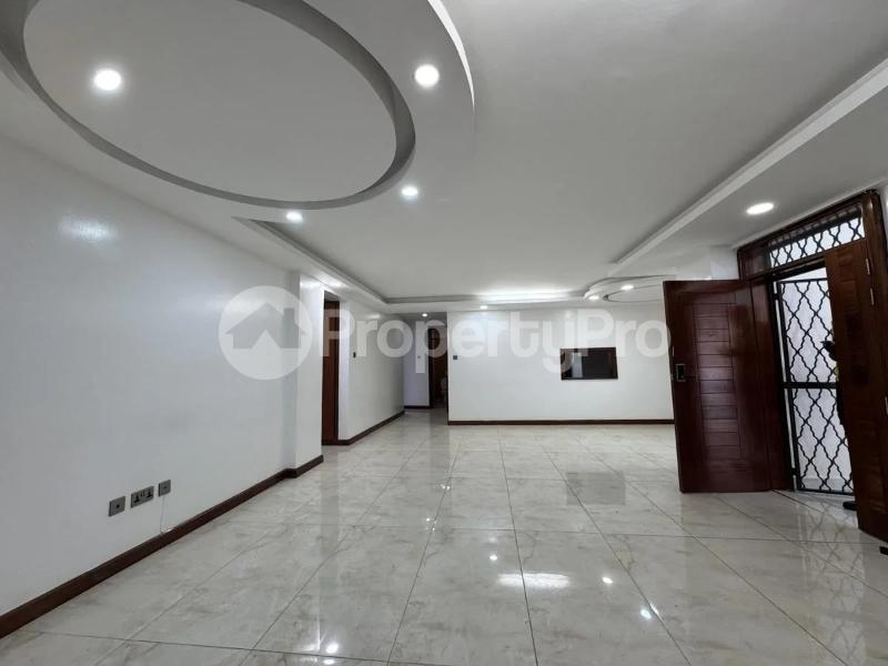 4 bedroom Flat&Apartment for rent Riverside Nairobi - 12