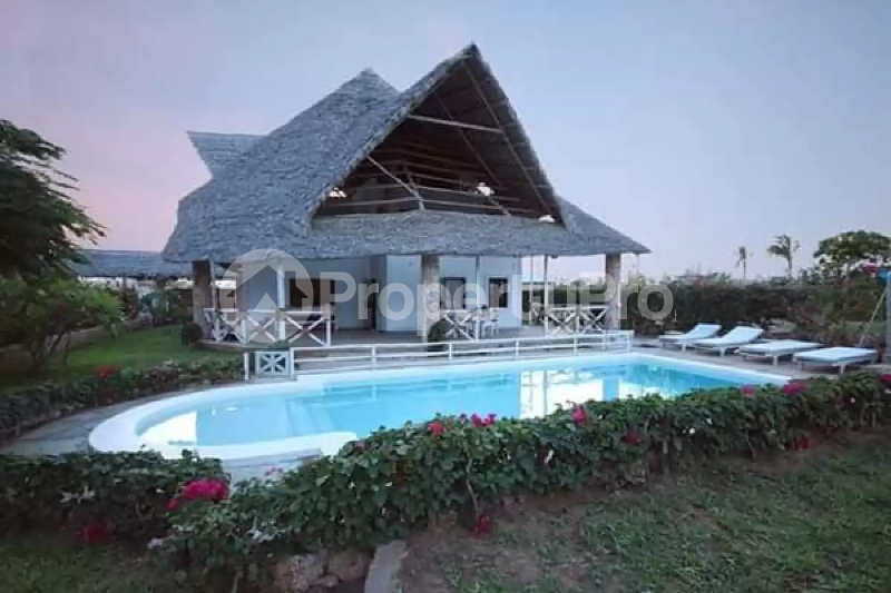 4 bedroom Houses for sale Watamu Watamu