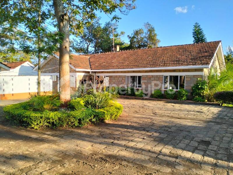 4 bedroom Bungalow Houses for rent Garden Estate Nairobi