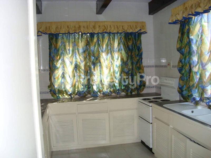 4 bedroom Bungalow Houses for rent Muthaiga Nairobi