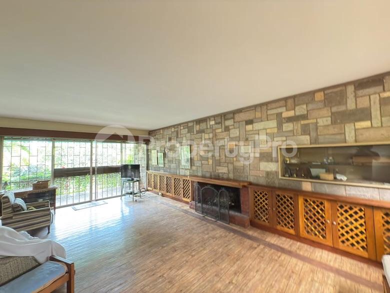 4 bedroom Bungalow Houses for rent Lavington Nairobi