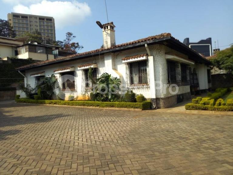 4 bedroom Houses for sale Karen Nairobi