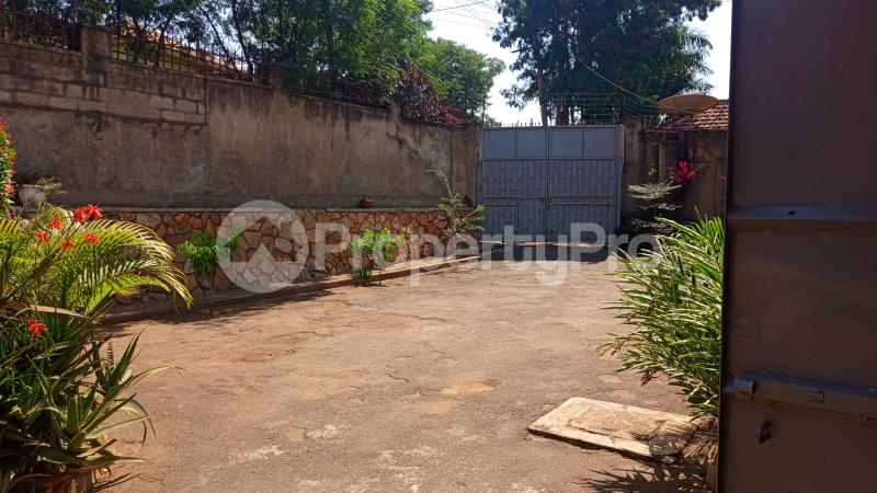 4 bedroom Villa for rent Magdalene Nanjala Rd. Bunga Munyonyo Kampala Central - 20