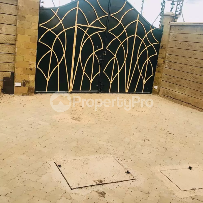 4 bedroom Houses for sale Thika Road Nairobi