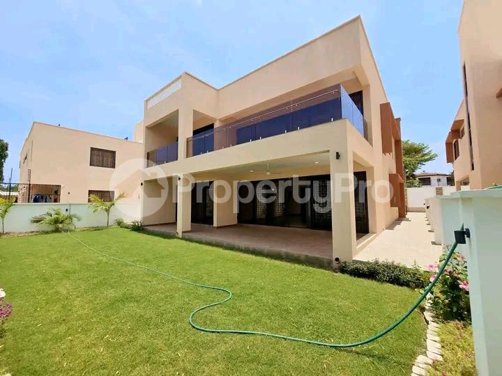 4 bedroom Houses for rent Moyne drive Nyali Mombasa