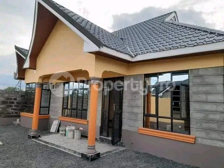 4 bedroom Bungalow Houses for rent South C Nairobi - 0
