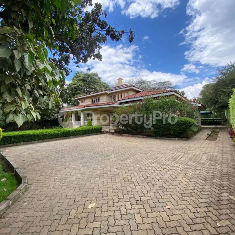 4 bedroom Flat&Apartment for sale Runda Nairobi