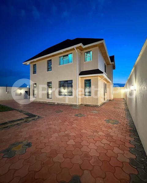 4 bedroom Flat&Apartment for sale Membley Ruiru