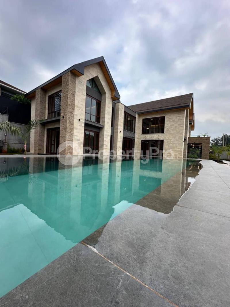 4 bedroom Flat&Apartment for sale Runda Nairobi