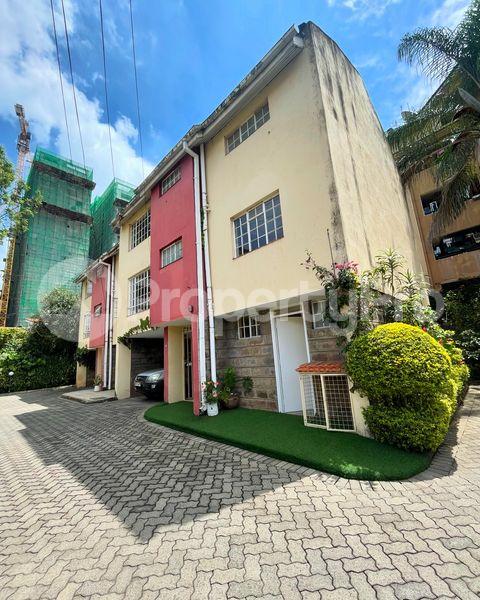 4 bedroom Townhouses Houses for rent Kilimani Nairobi