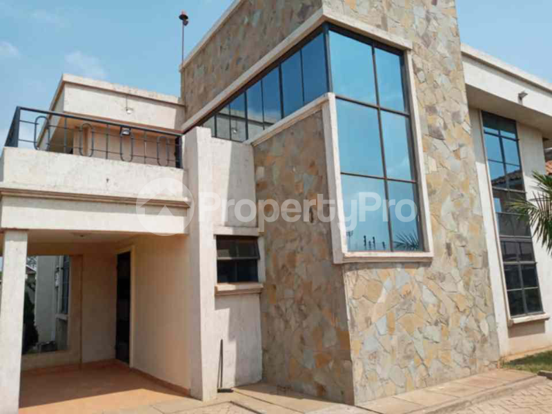 4 bedroom Townhouse for sale Kamakis Ruiru