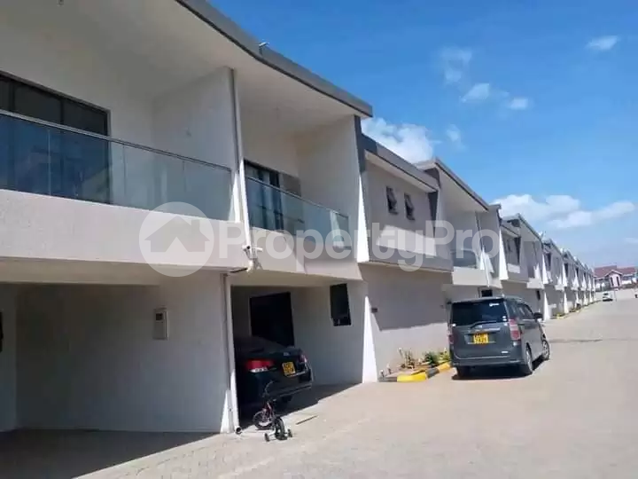4 bedroom Townhouse for sale Syokimau Nairobi
