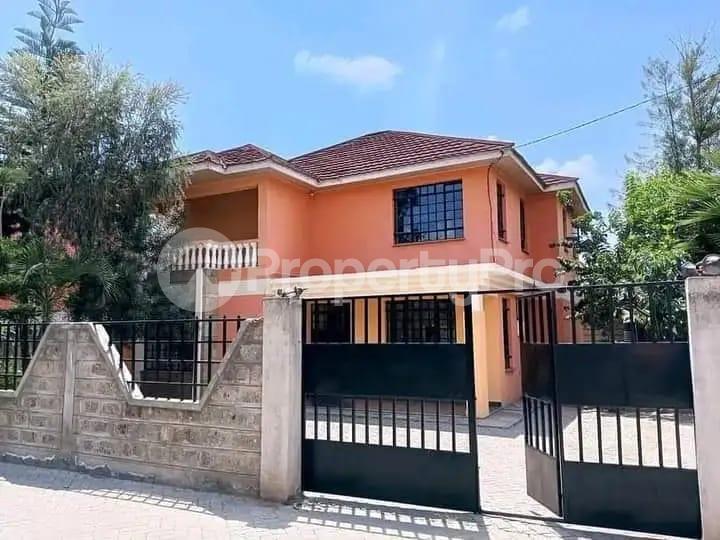 4 bedroom Flat&Apartment for sale Kisaju Kitengela
