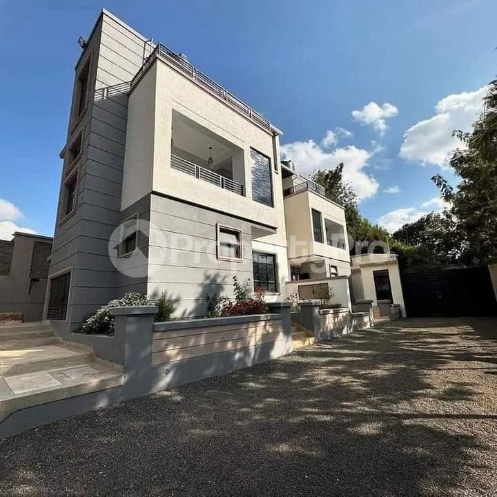 4 bedroom Townhouse for sale Ngong Rd Nairobi