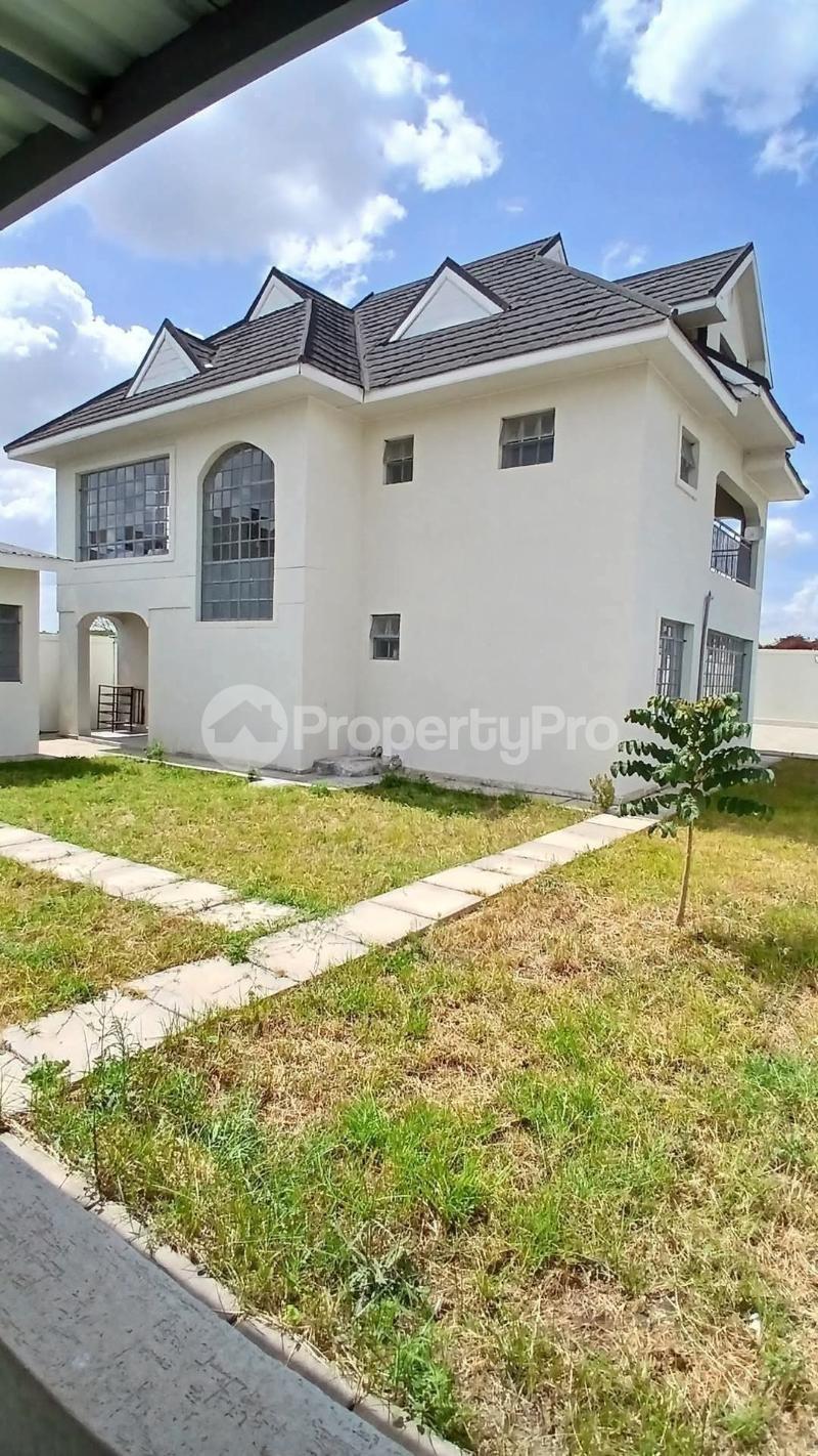 4 bedroom Townhouse for sale ATHI RIVER Kisaju Kitengela