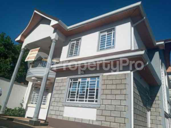 Townhouse for sale Kenyatta Road, Woodley/Kenyatta Golf Course Nairobi