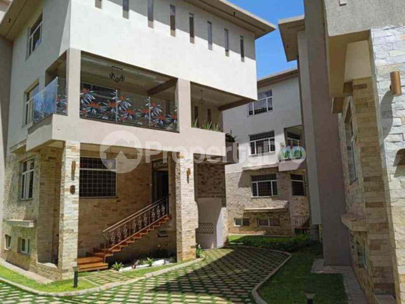 4 bedroom Flat&Apartment for sale Westlands Nairobi