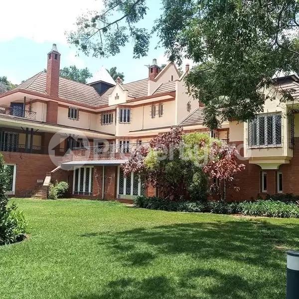 4 bedroom Houses for sale Muthaiga Nairobi