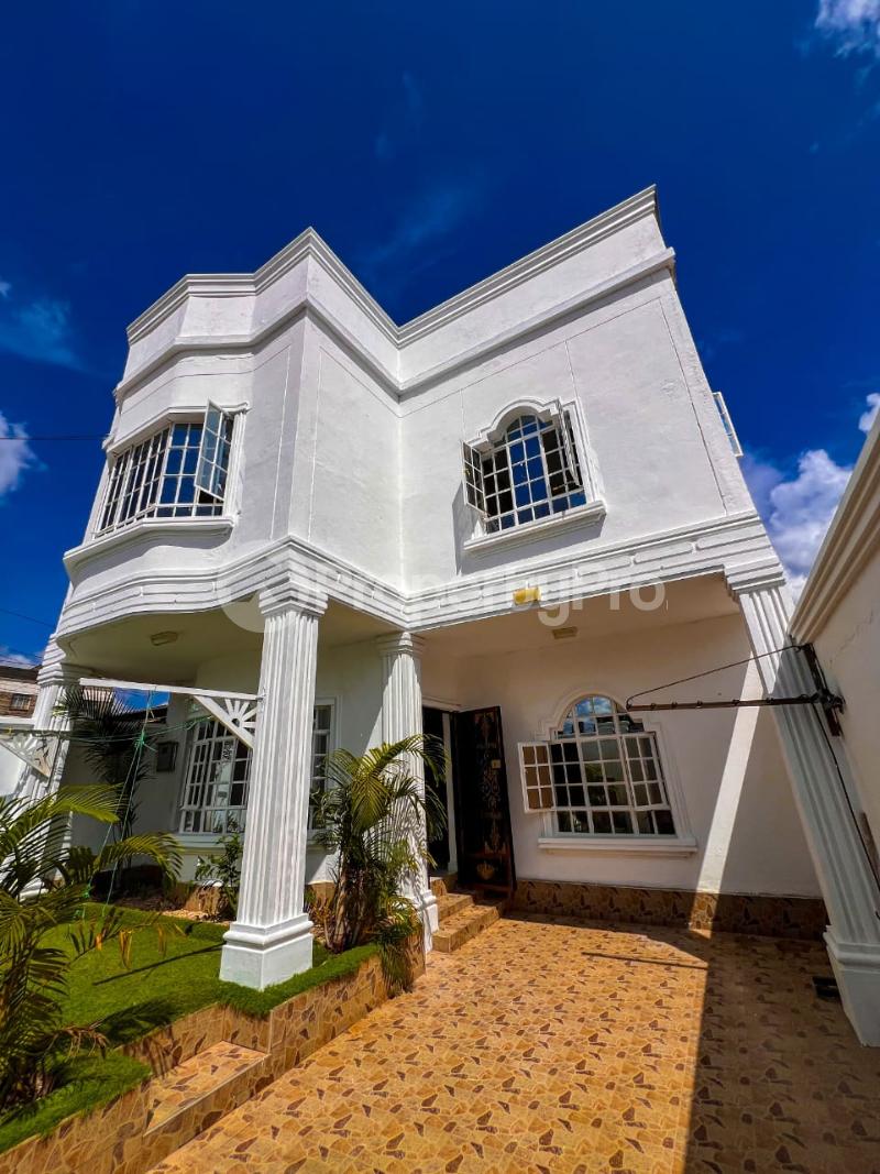 4 bedroom Townhouses Houses for rent Kahawa West Nairobi