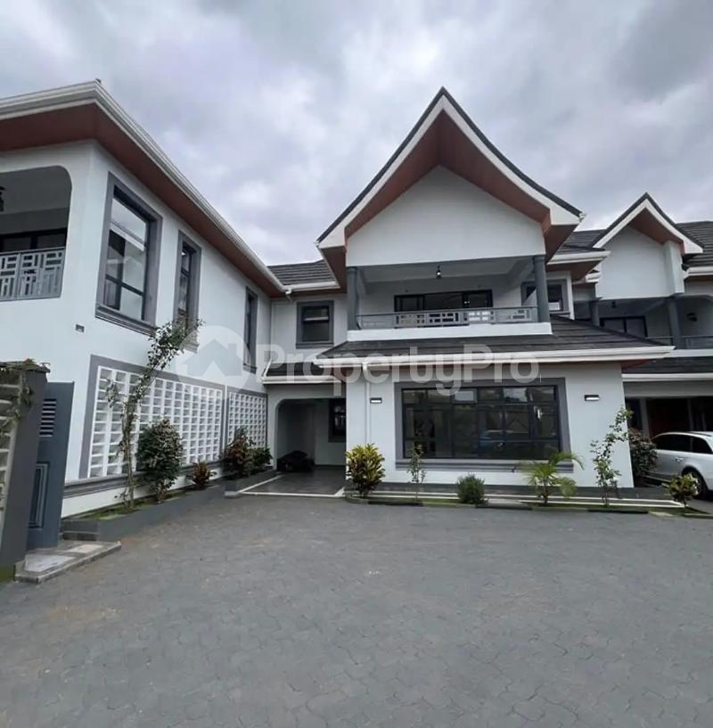 4 bedroom Townhouses Houses for rent Muthaiga Nairobi