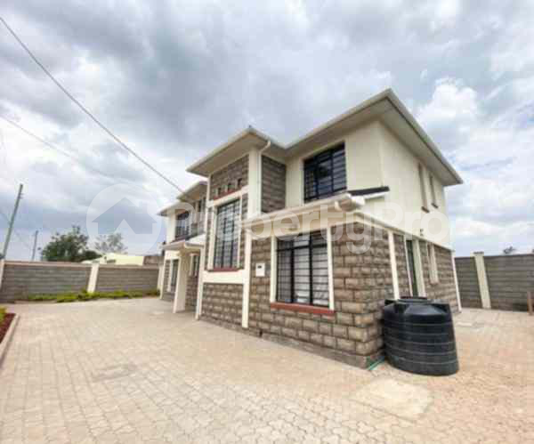 4 bedroom Townhouse for sale Syokimau Nairobi