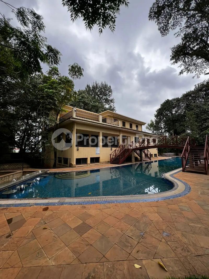 4 bedroom Townhouses Houses for rent Riverside Nairobi